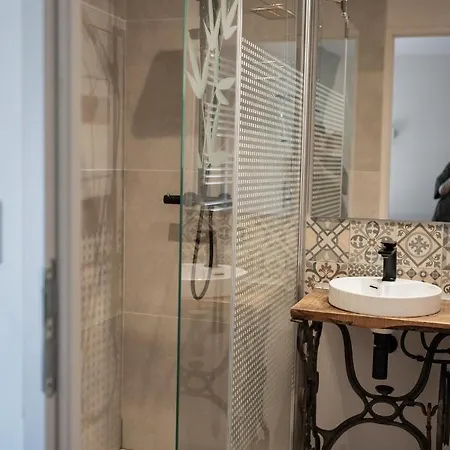 Maison De Avec Terrasse Panoramique Et Vue Sur Les Pyrénées * Gez