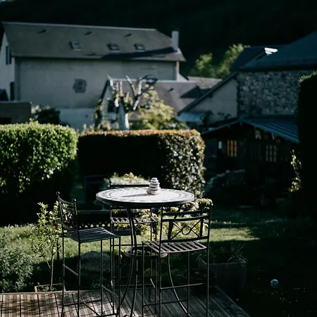 Дом отдыха Maison De Avec Terrasse Panoramique Et Vue Sur Les Pyrenees Gez